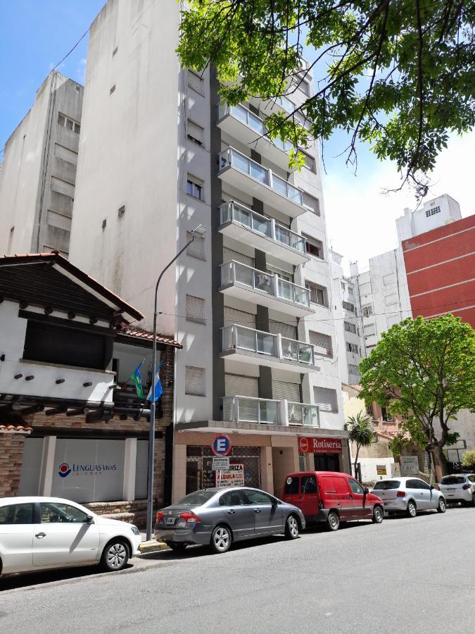 Lo Que Ud. Necesita. Apartment